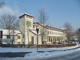 Fachada de la propiedad