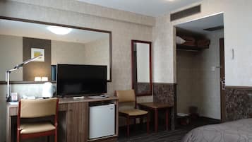 Desk, free WiFi, bed sheets