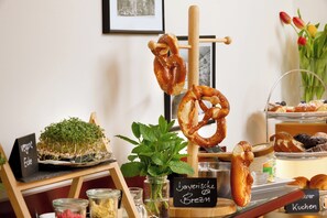 Daily buffet breakfast for a fee - Rosi Boutique Hotel (Regensburg)