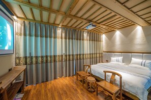 Family Suite | Living area | TV - Riverside Boutique Inn (Zhangjiajie)
