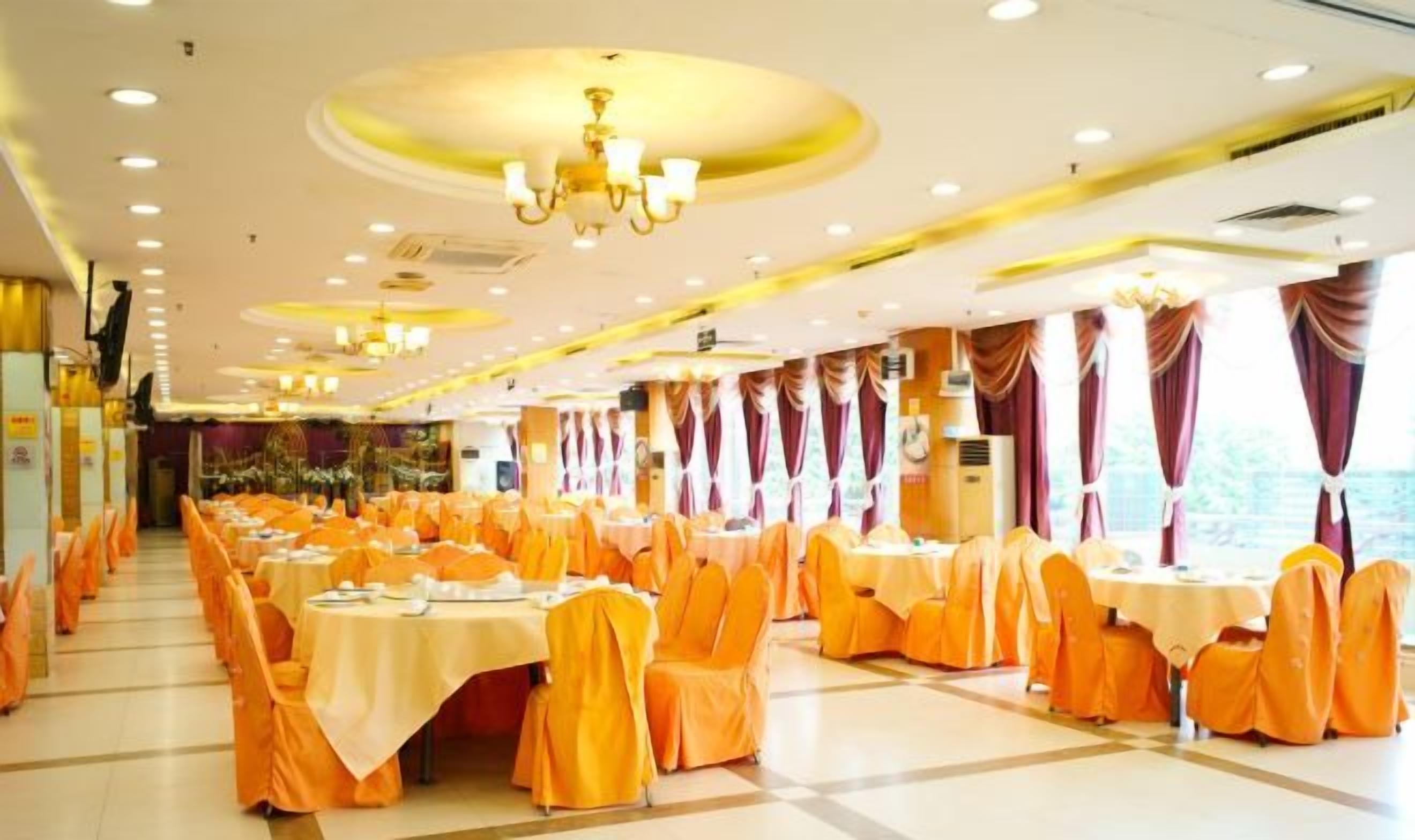 Phòng đại tiệc