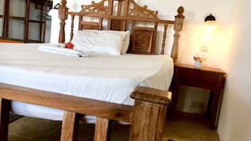 Luxe beddengoed, verduisterende gordijnen, beddengoed