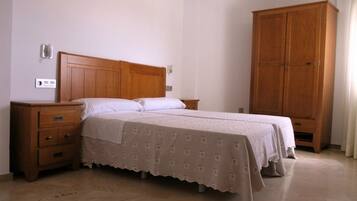 1 dormitori, habitacions insonoritzades, wifi gratuïta i roba de llit