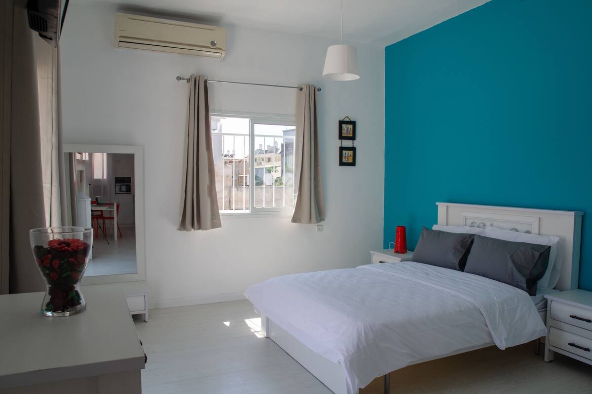Estúdio superluxo, 1 cama Queen, para não fumantes | Wi-Fi de cortesia, roupa de cama