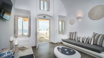 Luxury Studio Suite (Angel) | Living room | Smart TV