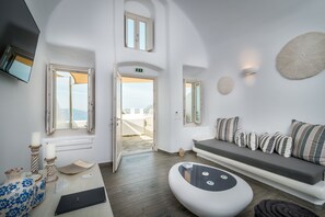 Luxury Studio Suite (Angel) | Living room - Angel Luxury Suites (Santorini)