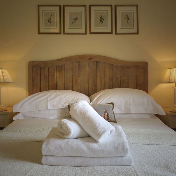 بديكورات فريدة لكل غرفة وطراز فريد لكل وحدة وتجهيزات عازلة للصوت