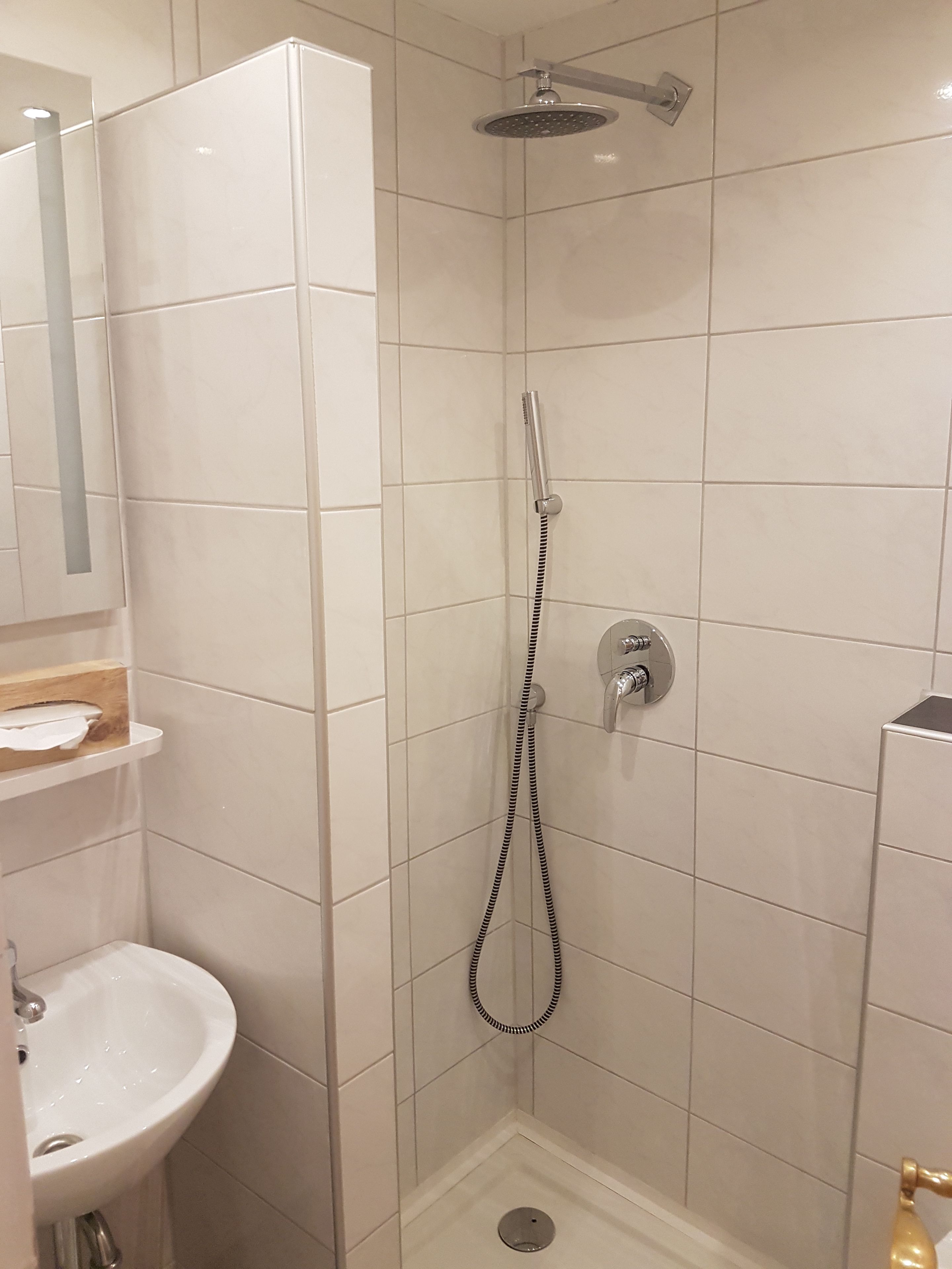 Dusj på badet