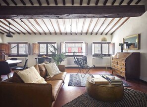 Lejlighed - 3 soveværelser | Opholdsområde