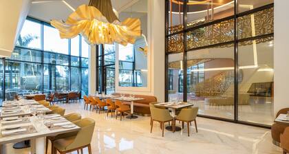 Savoy Palace - The Leading Hotels of the World - Savoy Signature