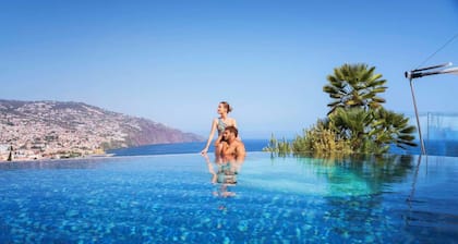 Savoy Palace - The Leading Hotels of the World - Savoy Signature