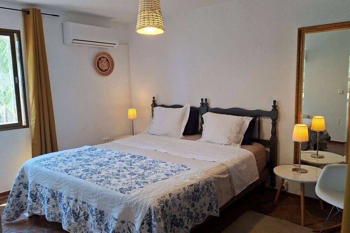 Comfort Apartment, Pool View (Dama de Noche) | Blackout drapes, WiFi (free), individually decorated