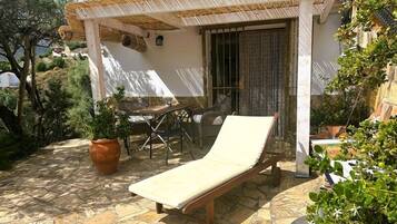 Apartamento Confort, vistas a la piscina (Dama de Noche) | Terraza o patio