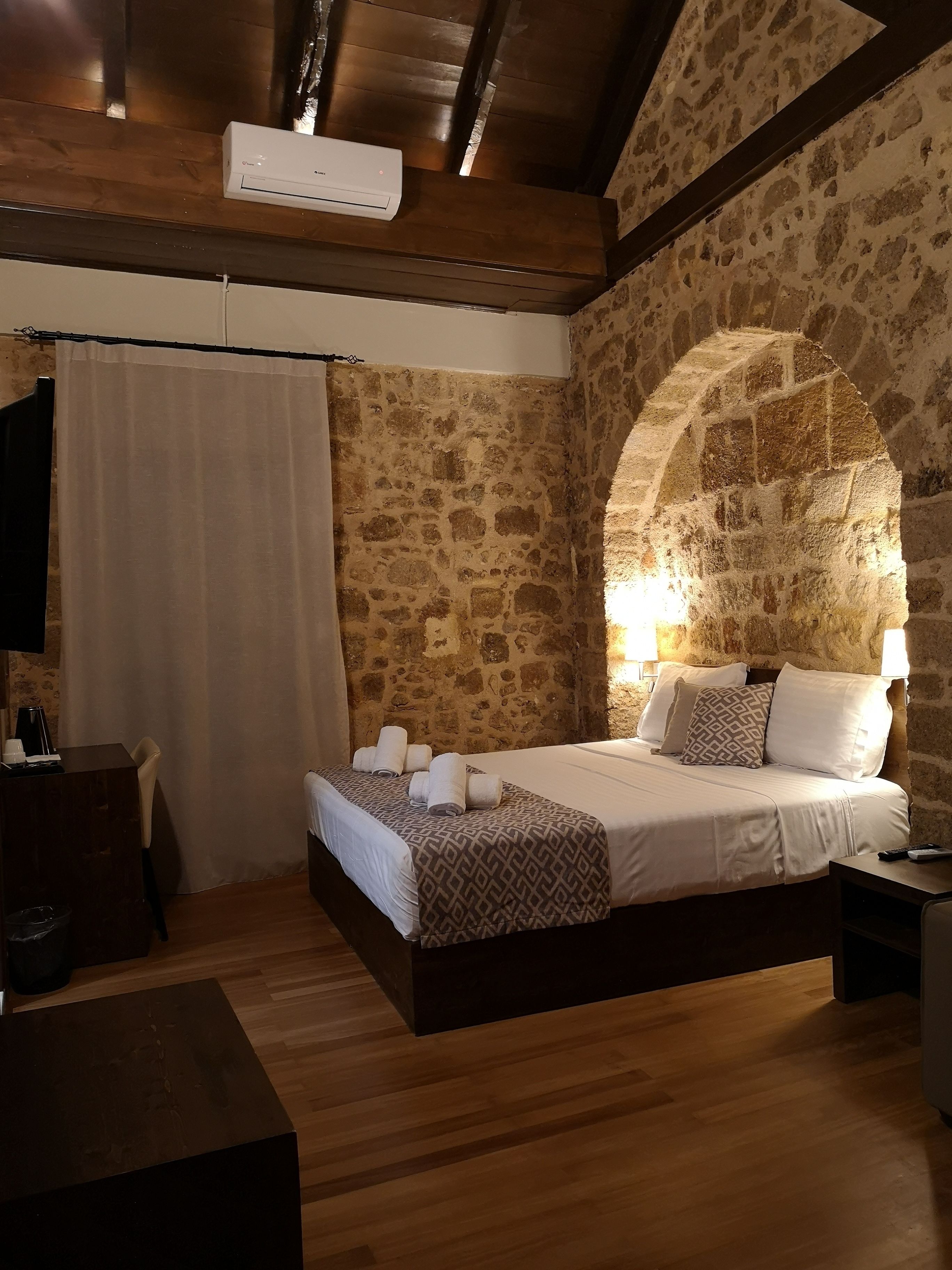 deluxe double room | in-room safe, desk, blackout curtains, soundproofing