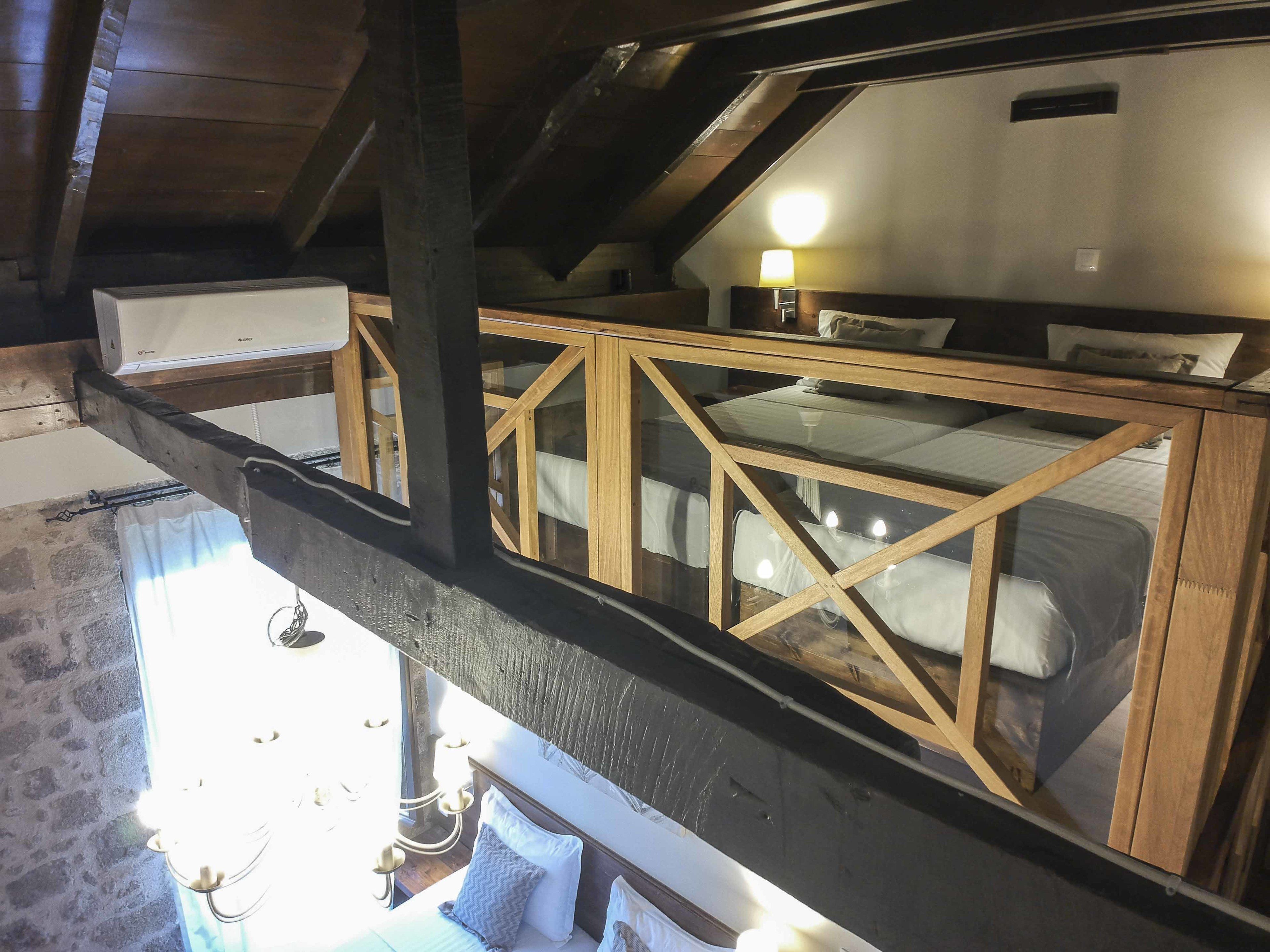 duplex | in-room safe, desk, blackout curtains, soundproofing