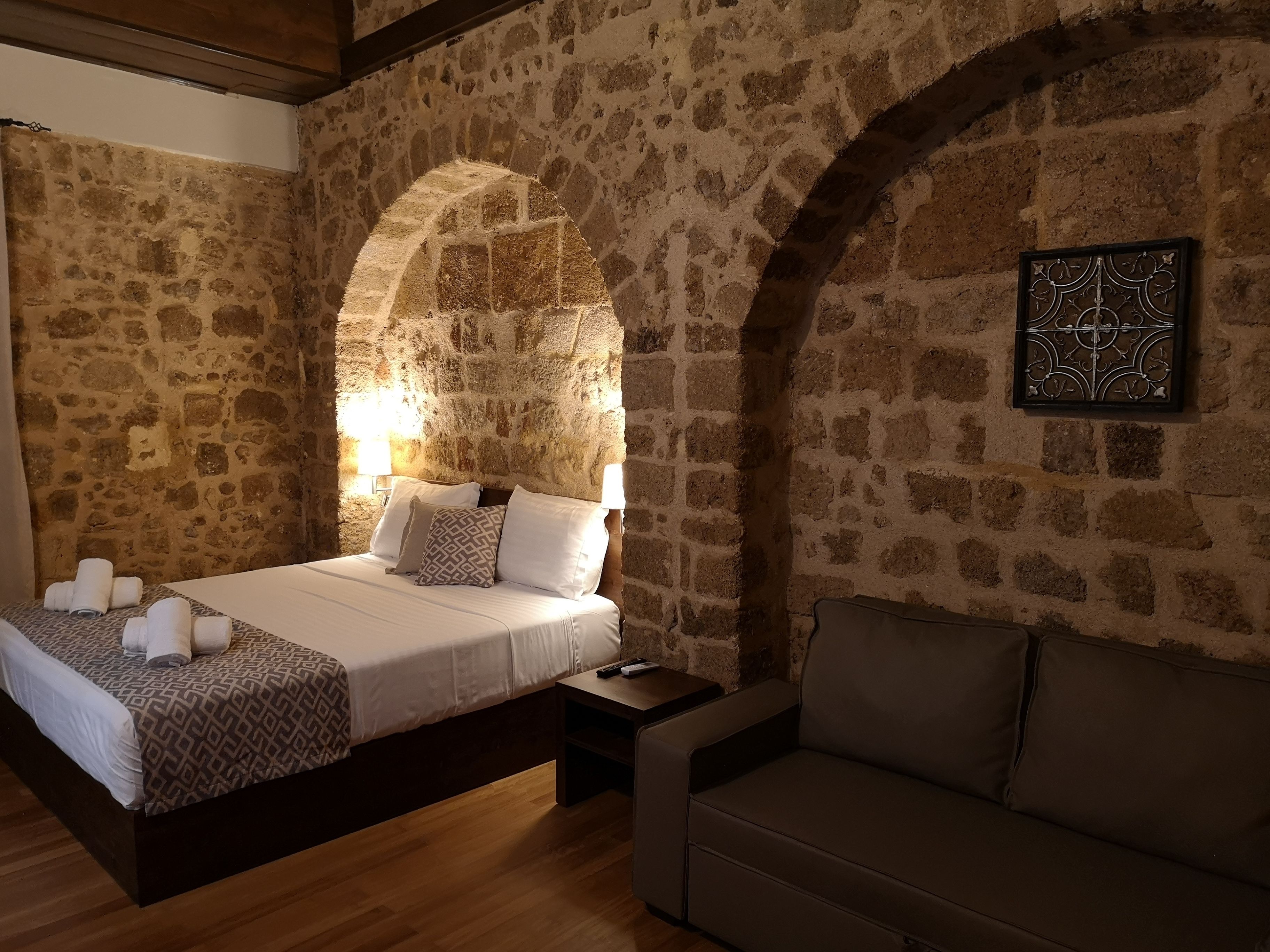 deluxe double room | in-room safe, desk, blackout curtains, soundproofing