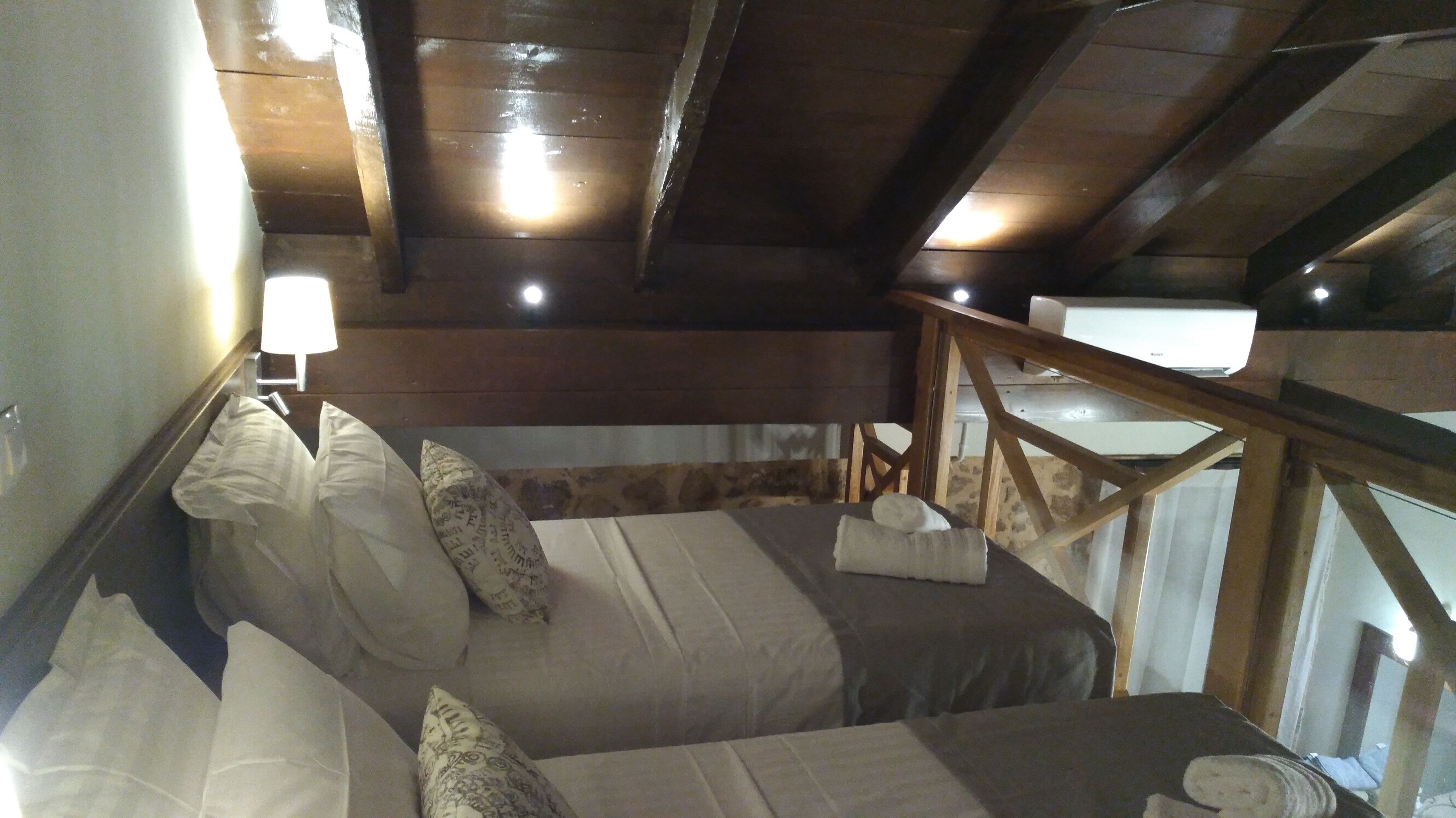 duplex | in-room safe, desk, blackout curtains, soundproofing