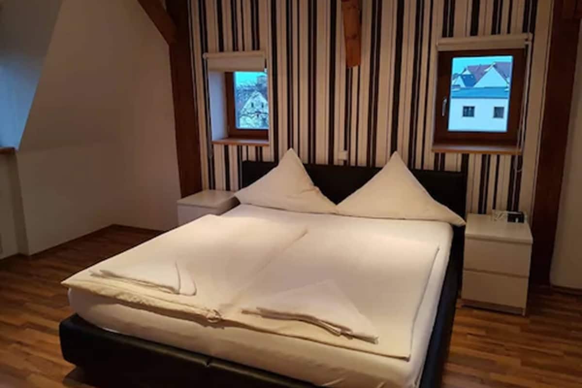 Klassiek appartement, 2 slaapkamers, niet-roken | Beddengoed