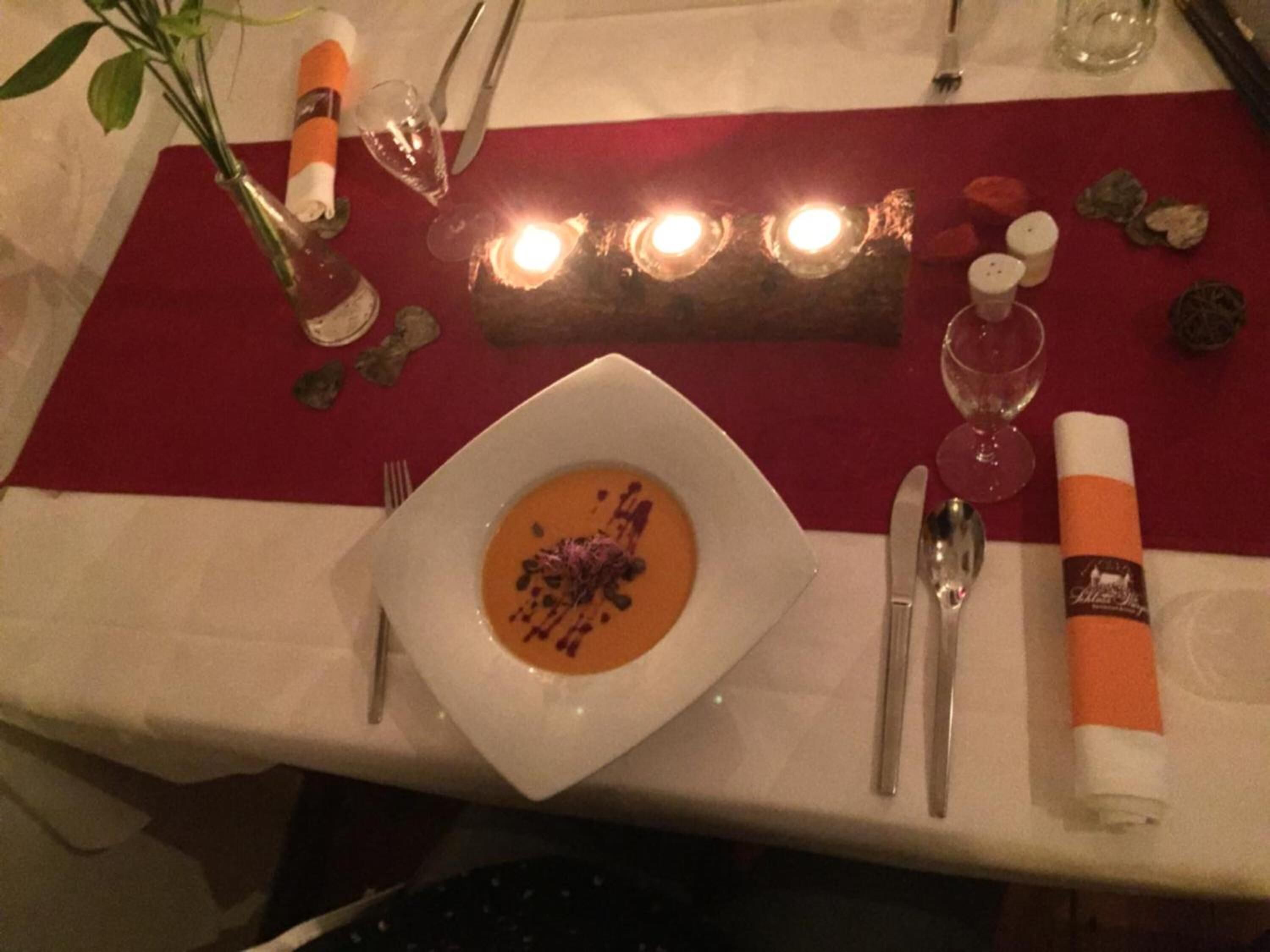 breakfast and dinner served, regional cuisine