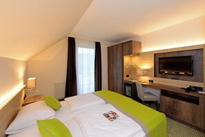 Standard Double Room, Balcony - Hotel Schwarz Alm Zwettl  (Zwettl)