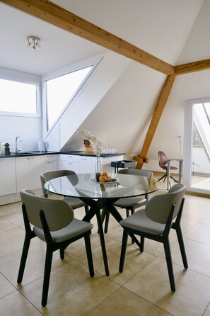 Apartamento superior, 1 habitación, cocina (incl. cleaning fee of 120 CHF) | Vistas desde la habitación