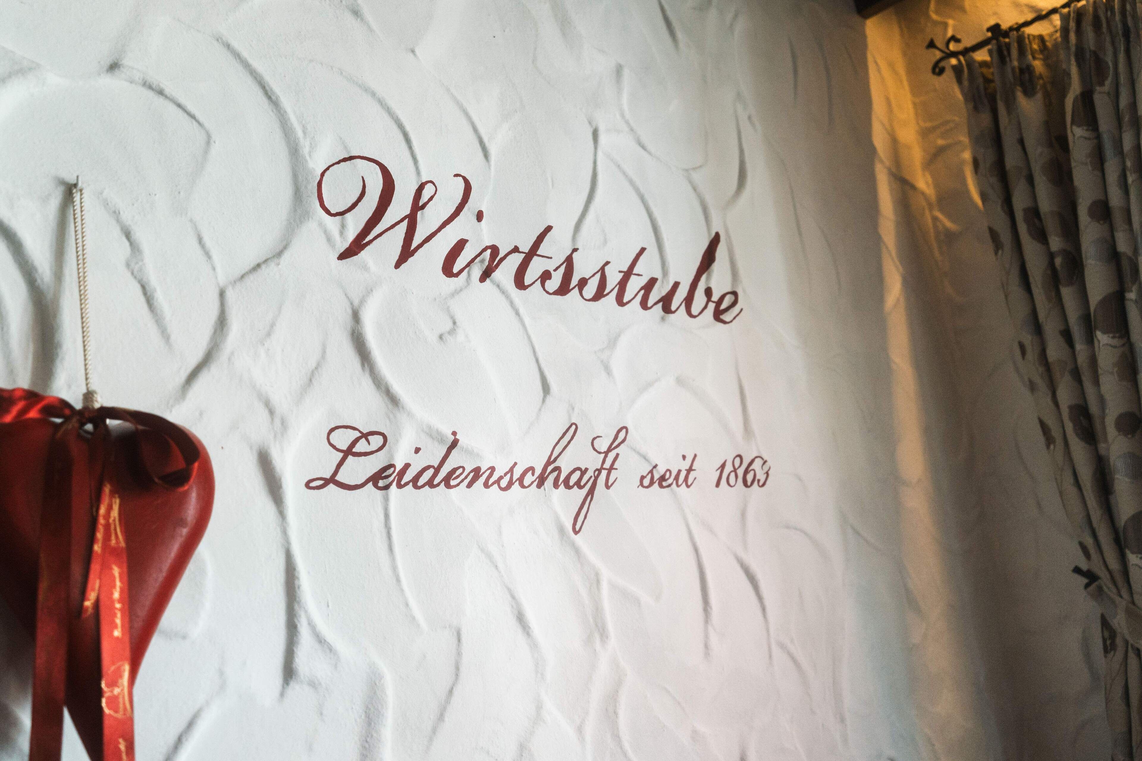 breakfast and dinner served, german cuisine