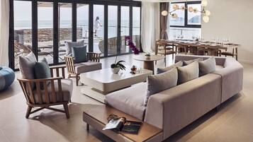 Penthouse, 2 Bedrooms, Private Pool | In-room safe, desk, laptop workspace, blackout drapes