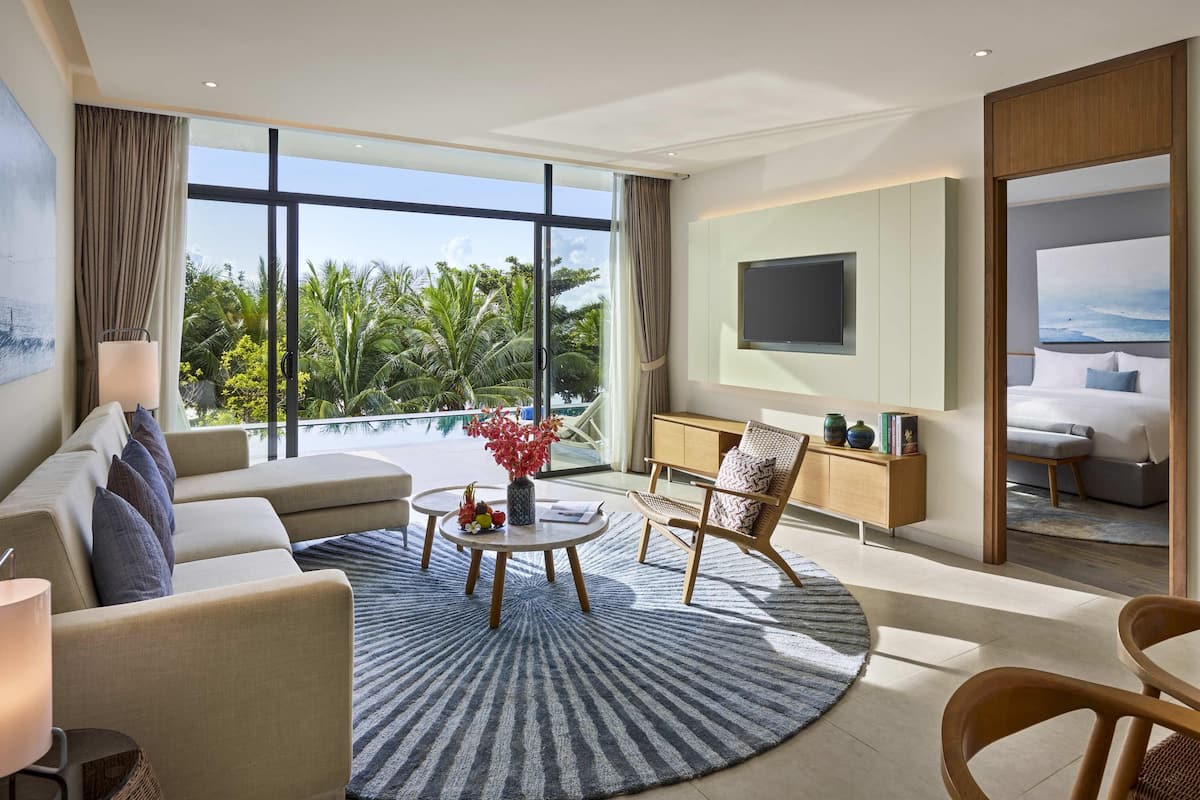 Apartment, 2 Bedrooms | 2 bedrooms, in-room safe, individually decorated, individually furnished