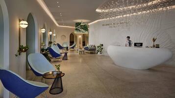 Couples treatment room(s), sauna, steam room, body treatments