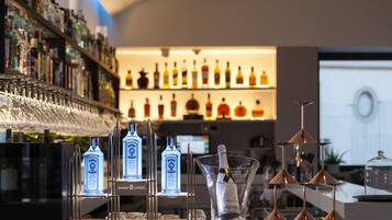 Bar (en el alojamiento)