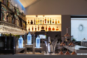Bar (en la propiedad)
