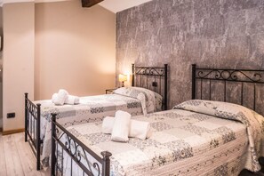 Apartment, 2 Bedrooms | 1 bedroom, free WiFi, bed sheets