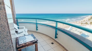 Royal Suite, 2 Bedrooms, Balcony, Sea View | Terrace/patio