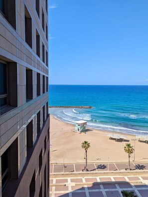 Exclusive Studio Suite, 1 Bedroom, Hot Tub, Beach View | Individually decorated, individually furnished, free WiFi, bed sheets - Almog Beach (Haifa)