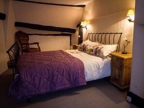 Cottage, 3 Bedrooms, Non Smoking | 3 bedrooms, iron/ironing board, free WiFi - Artists Cottage (Rye)