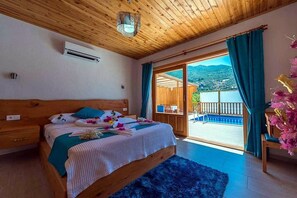 Villa, 2 camere da letto, non fumatori | 2 camere, una scrivania, ferro/asse da stiro, Wi-Fi gratuito