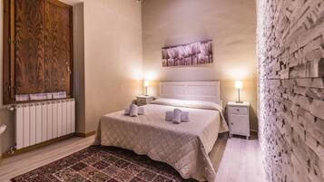 Apartamento, 2 quartos | 2 quartos, Wi-Fi de cortesia, roupa de cama