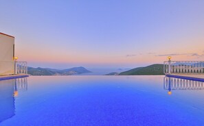Infinity pool - Villa Acar (Kas)