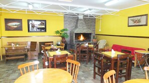 包含每日自助早餐