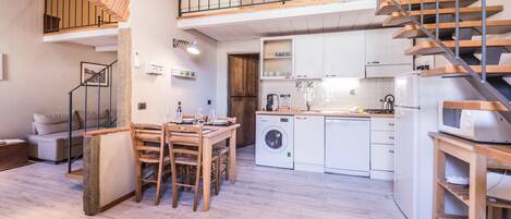 Apartment, 2 Bedrooms | Room amenity