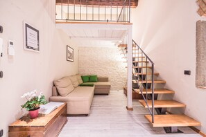 Apartment, 2 Schlafzimmer | Wohnbereich