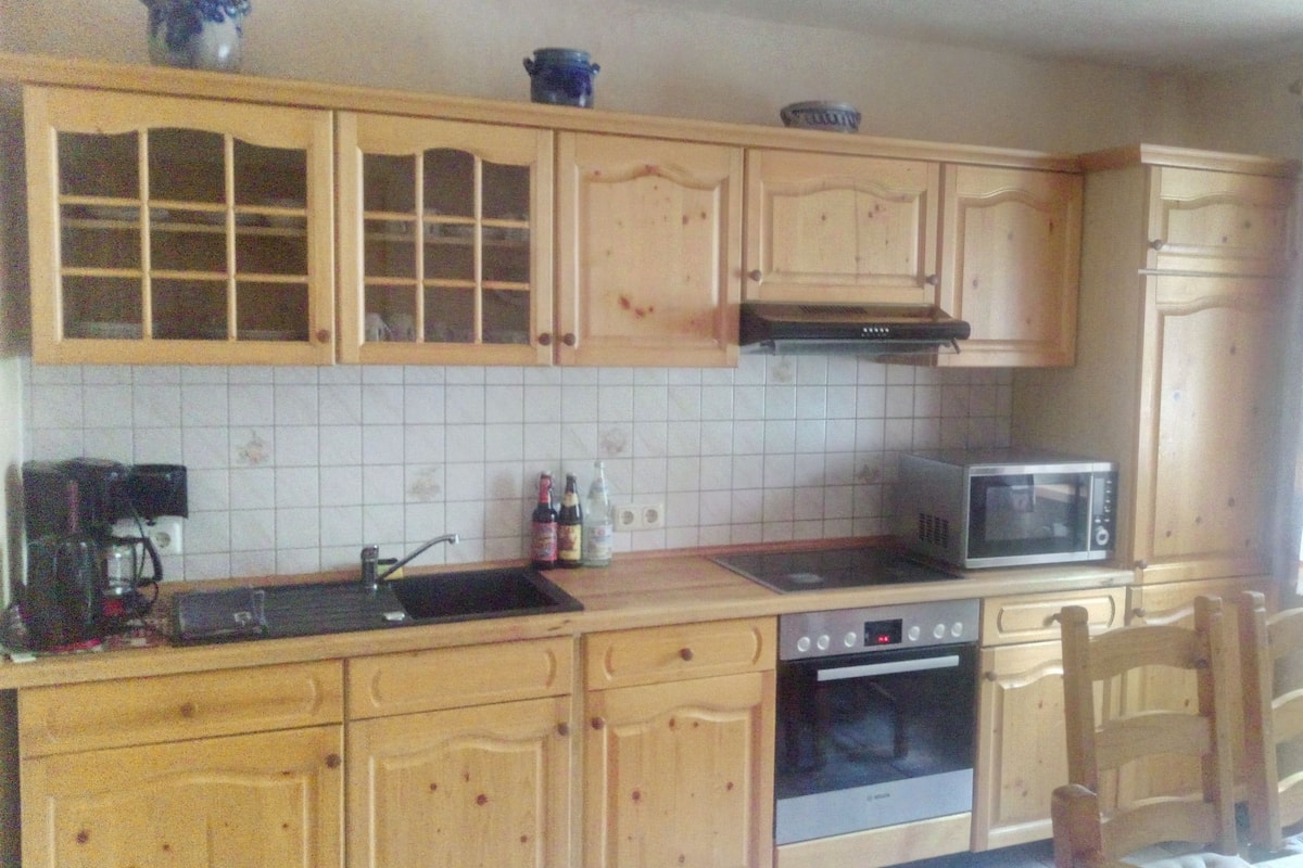 Apartment, Garden View | In-room dining