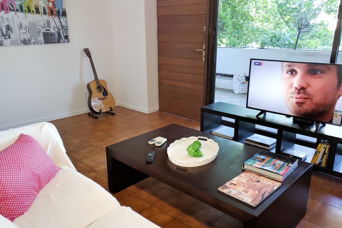 Departamento básico, 1 habitación, balcón (A2) | 1 habitación, tabla de planchar con plancha y cunas gratuitas