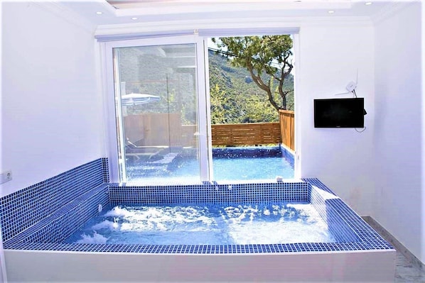 Indoor pool, outdoor pool - Villa Bahar (Kas)