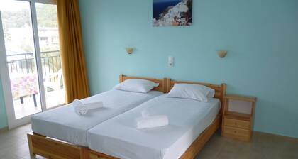 Alexandros Guest House