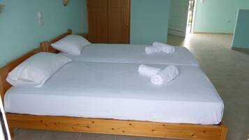 Brankas, meja kerja, ruang kerja ramah laptop, dan kedap suara