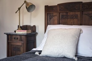 Appartement, 3 chambres | 1 chambre, bureau, Wi-Fi gratuit, draps fournis