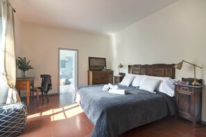 公寓, 3 間臥室 | 1 間睡房、書桌、免費 Wi-Fi、床單