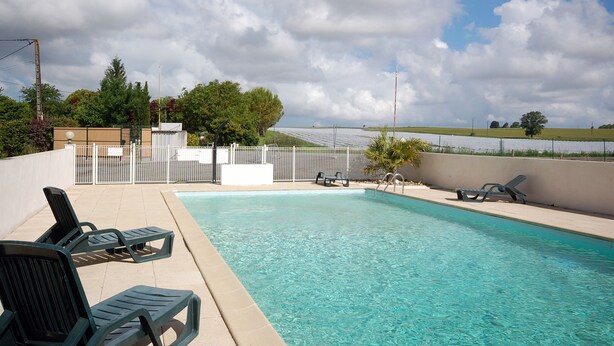 Seasonal outdoor pool - Camping La Clé des Champs (Arces)
