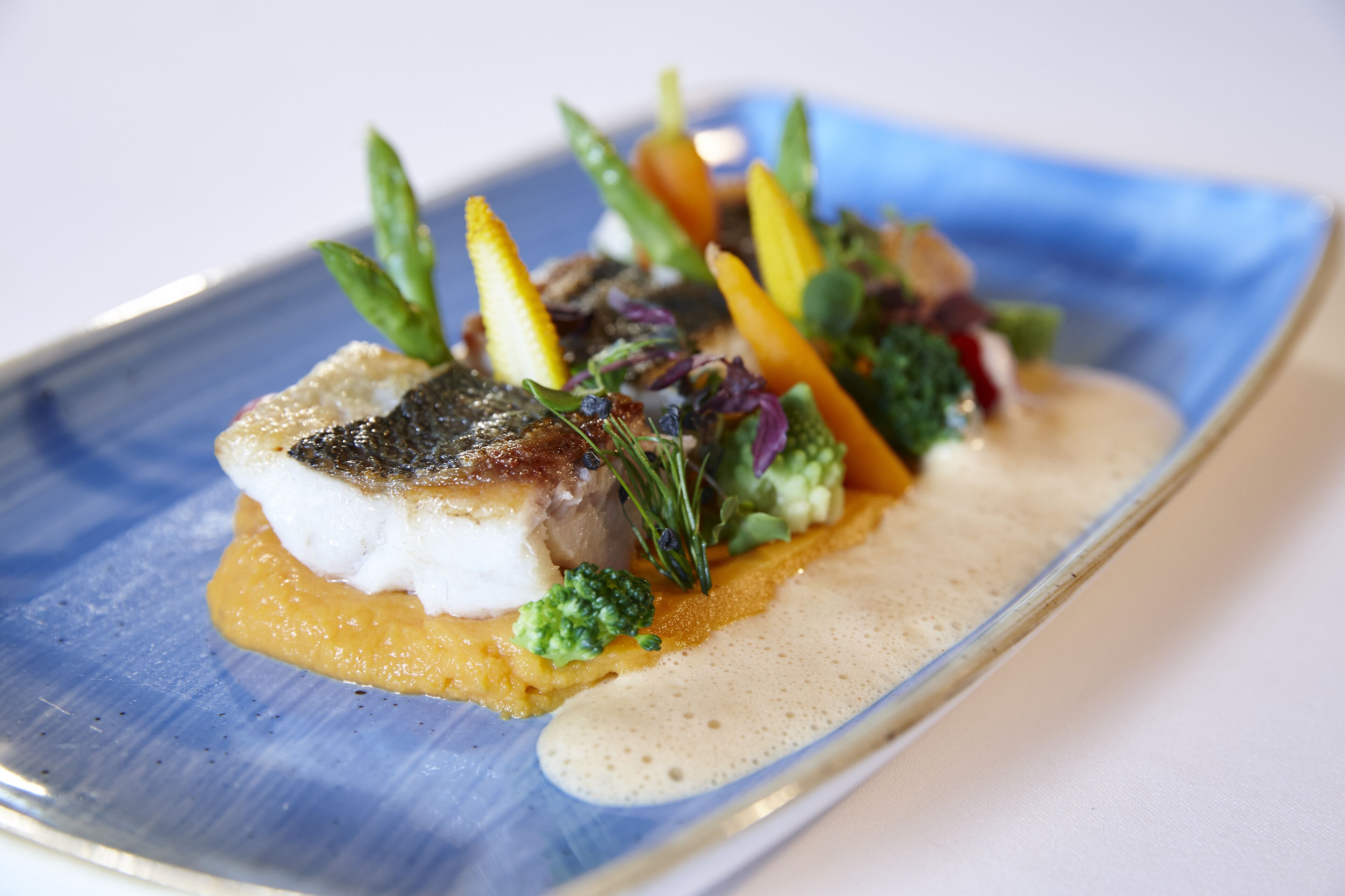 lunch, dinner served; german cuisine, garden views